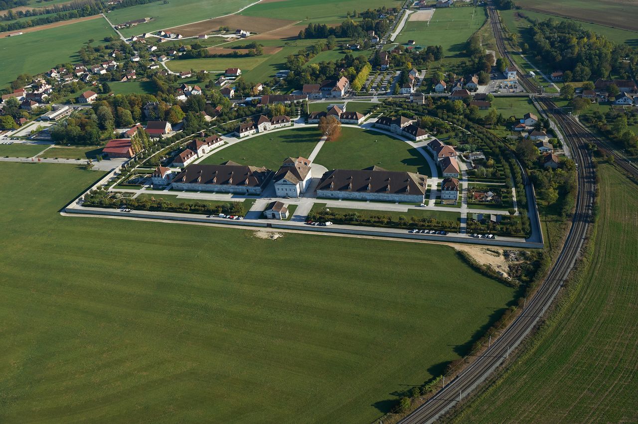 Monuments Salines Royales d'Arc-Et-Senans BI-0171